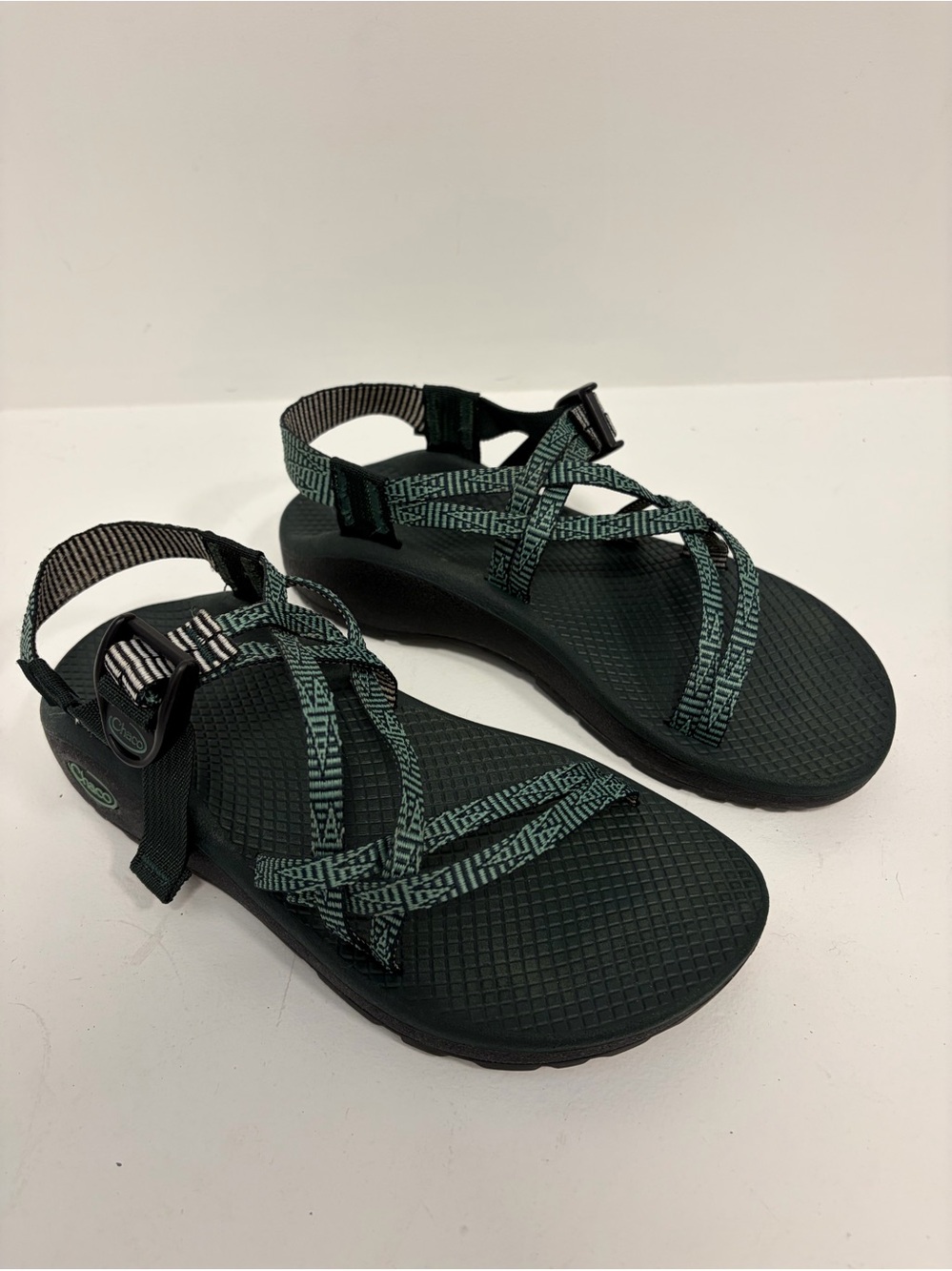 Chaco Cloud Green Sandals size 7 women’s